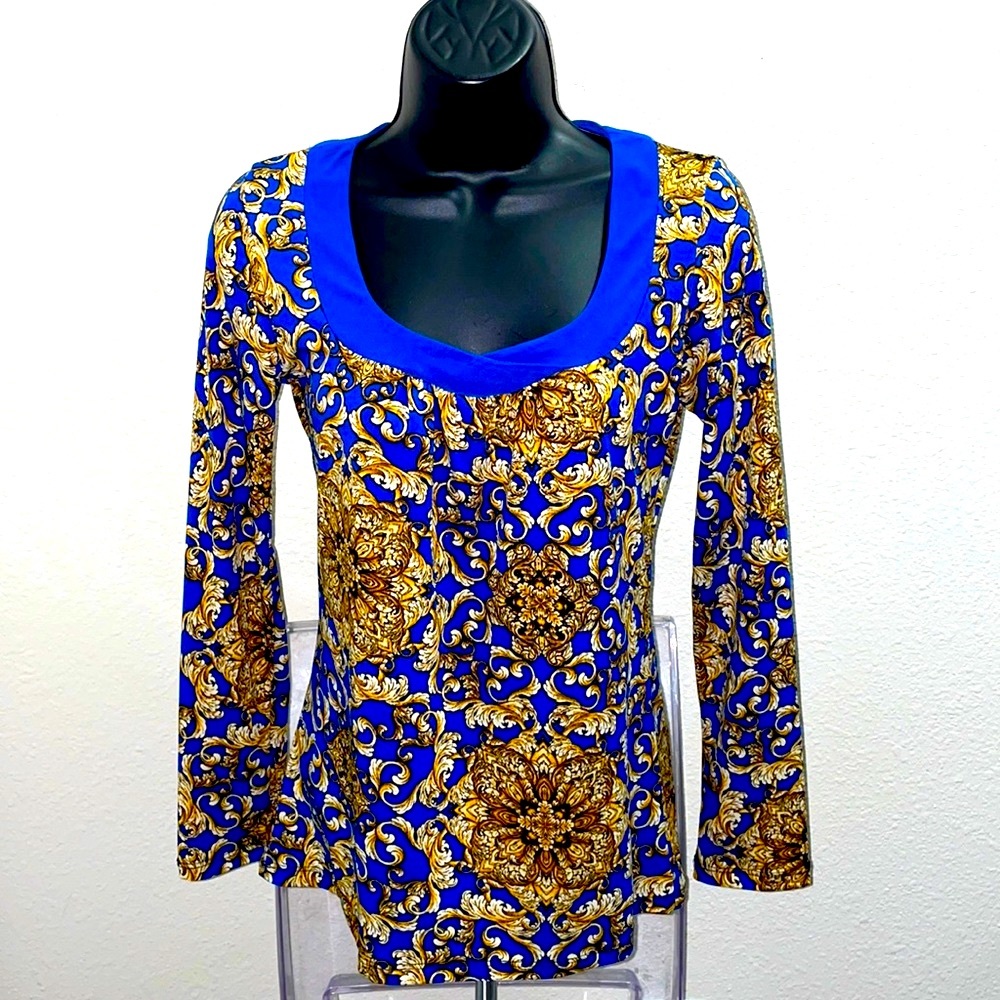 Avital long sleeve small shirt